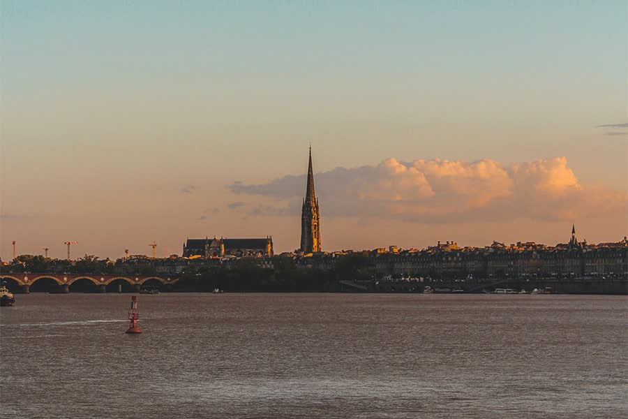 Visita guidata a Saint Sernin e Garonna Bordeaux da Scoprire